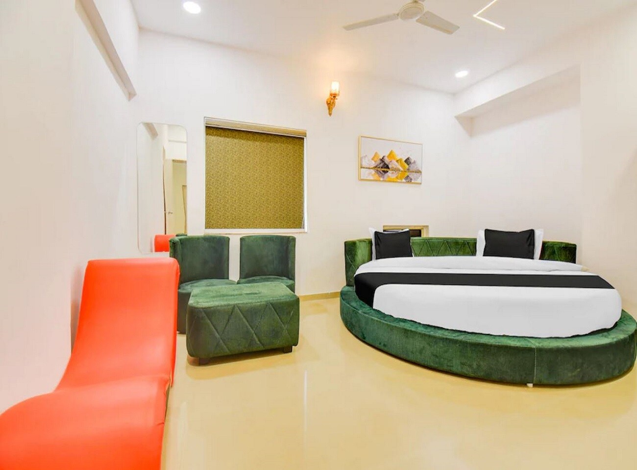 Hotel The Leela Baner - Tap to explore photos