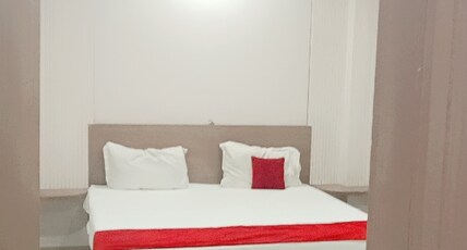 Hotel Surya Plaza Room Type - Budget room