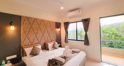 The Olive Green Room Type - Hill View Deck Room AC