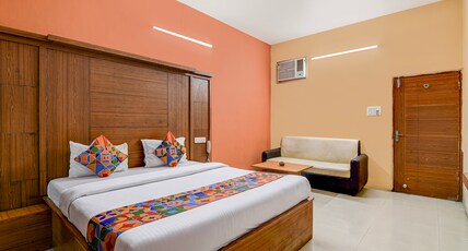 FabHotel Aqua Villa Room Type - Deluxe Room