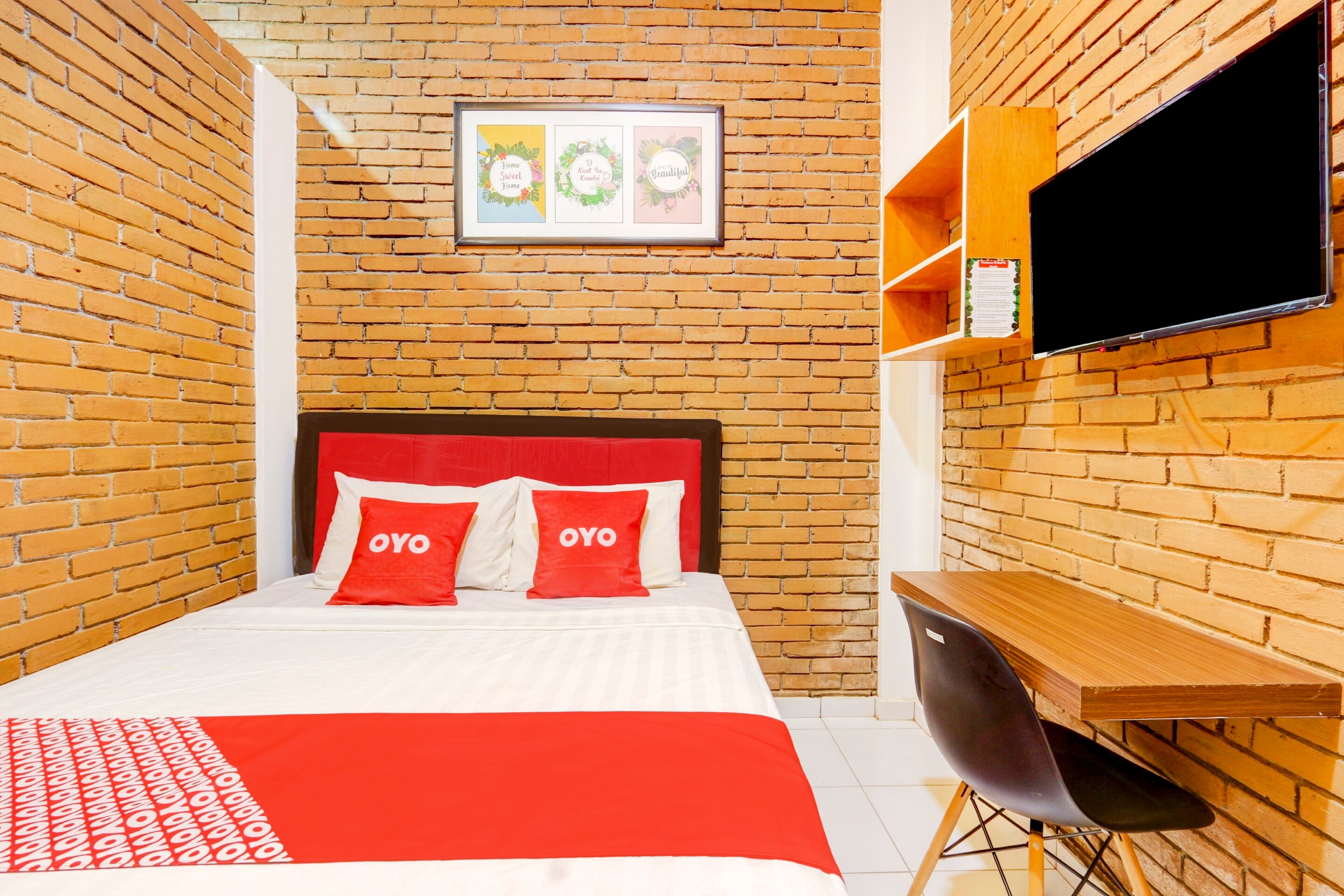 Hotel O D Kost In Kandri Semarang - Tap to explore photos