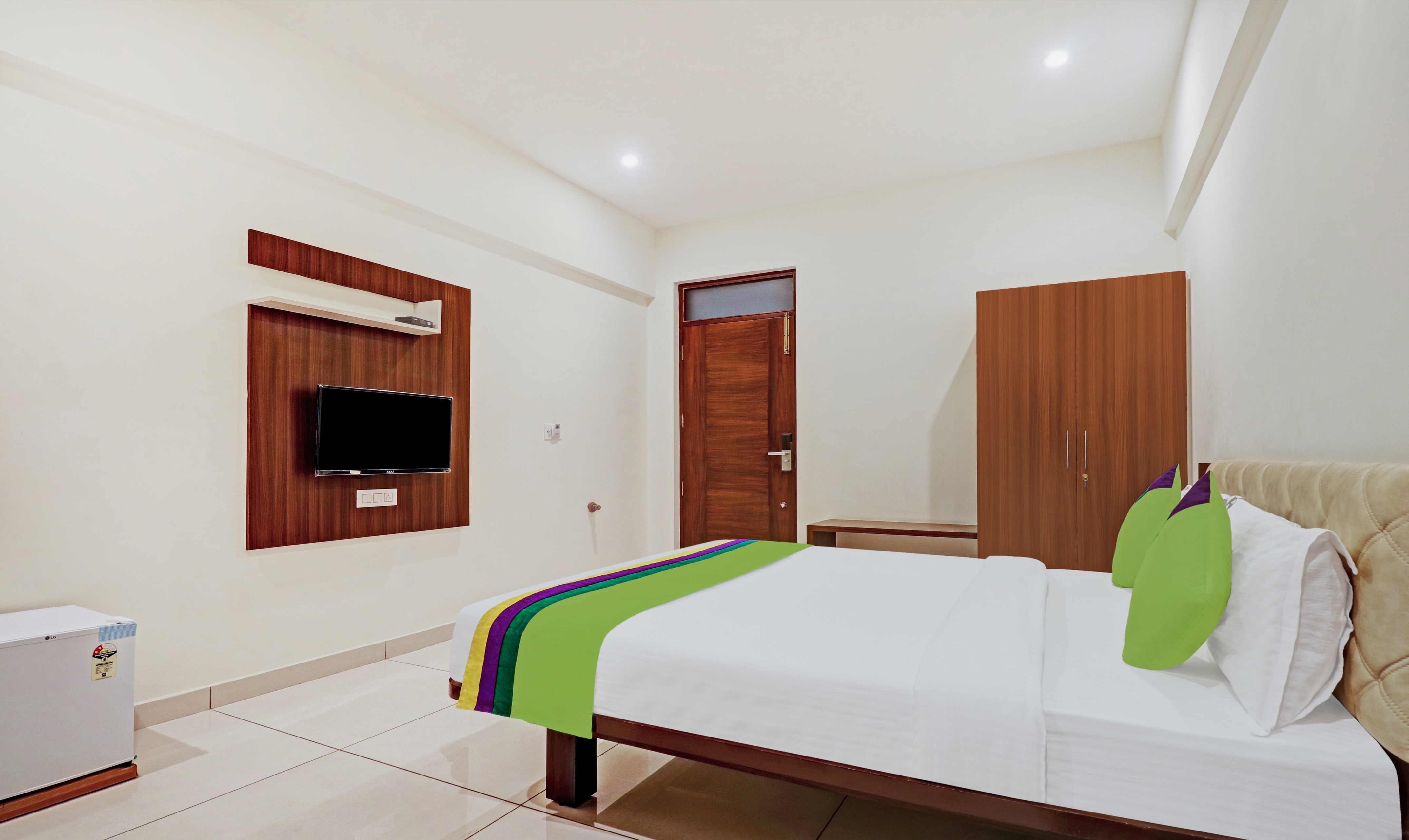 Treebo RJ Residency - Tap to explore photos