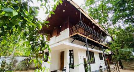 Coconut Garden Room Type - Superior Premium Bamboo Rooms
