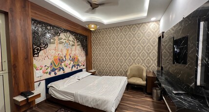 Ganga Gaurav  Room Type - Deluxe Room Double Bed