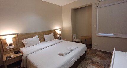 SIAH -SIGN INN APART HOTEL Room Type - Family Studio Room