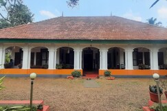 Kallupurackal Heritage Island Home By Lexstays