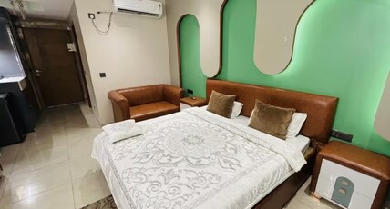The Dancing Monkey Room Type - Bedroom 1