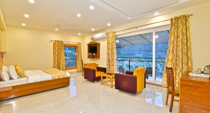 Hotel Pine View Room Type - Premium Room A.C