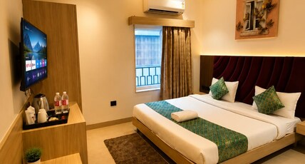 Prince Diamond Boutique Hotel Room Type - Deluxe Room With City View