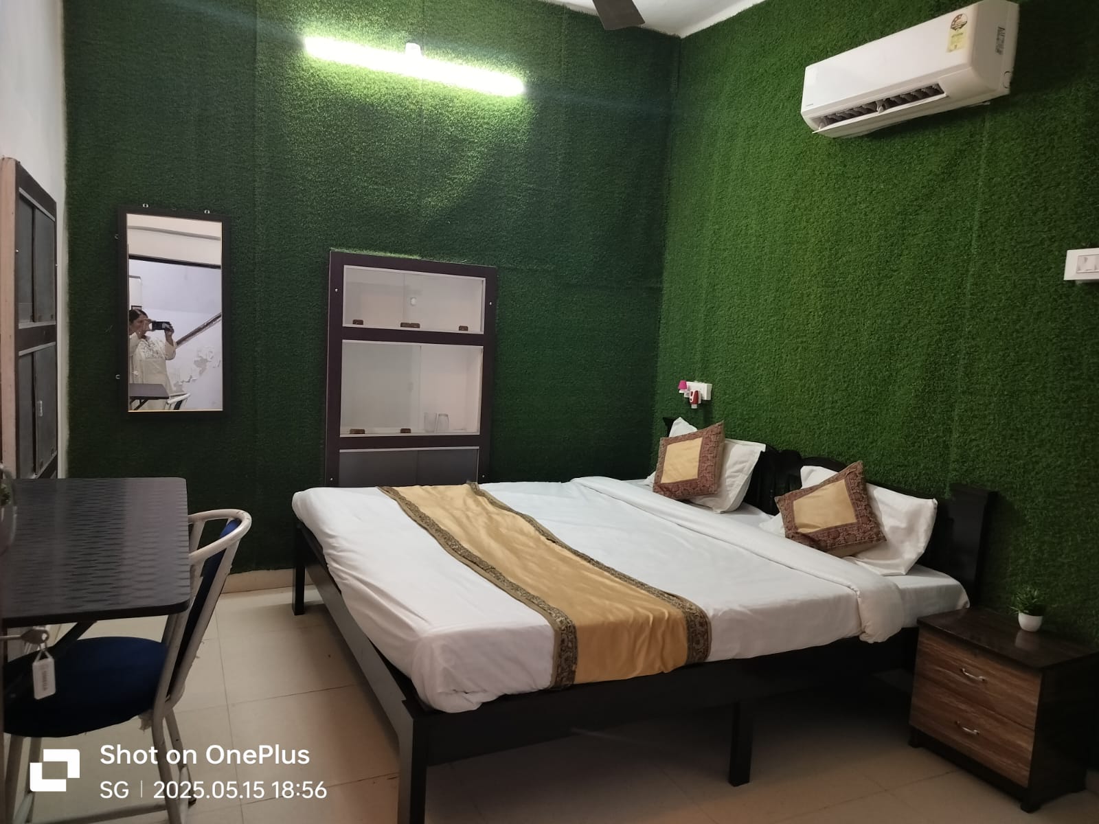 Shrikunj Homestay & Guest House. - Tap to explore photos
