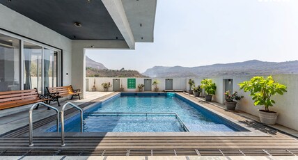 StayVista at Villa Horizon Squares Room Type - StayVista at Villa Skylight