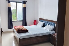 Kanak Hotel & Restaurant