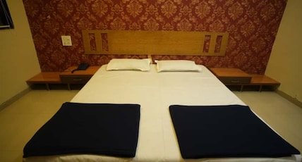 Tourists Home Room Type - Super Deluxe Non Ac Room