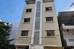 Hotel Sai Pratham