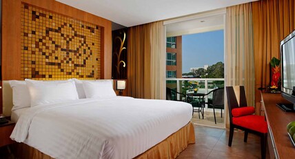 Centara Nova Hotel Pattaya - myPartner Selection Room Type - Deluxe Pool View