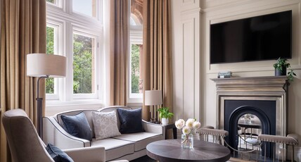 Kimpton Fitzroy London, an IHG Hotel Room Type - 1 King Studio Suite Park View