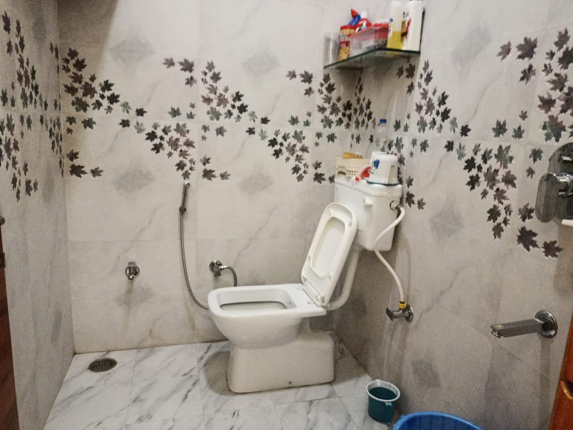 Salasar sadan - Tap to explore photos
