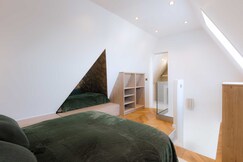 High-end 2 bedroom duplex with parking Place Morny