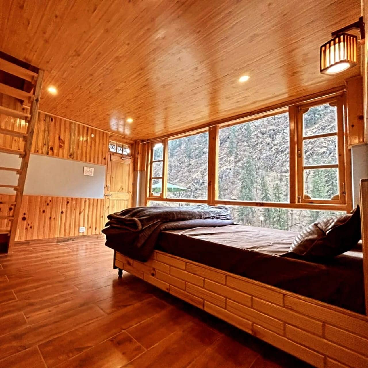 Parvati Valley Cottages and Cafe - Tap to explore photos