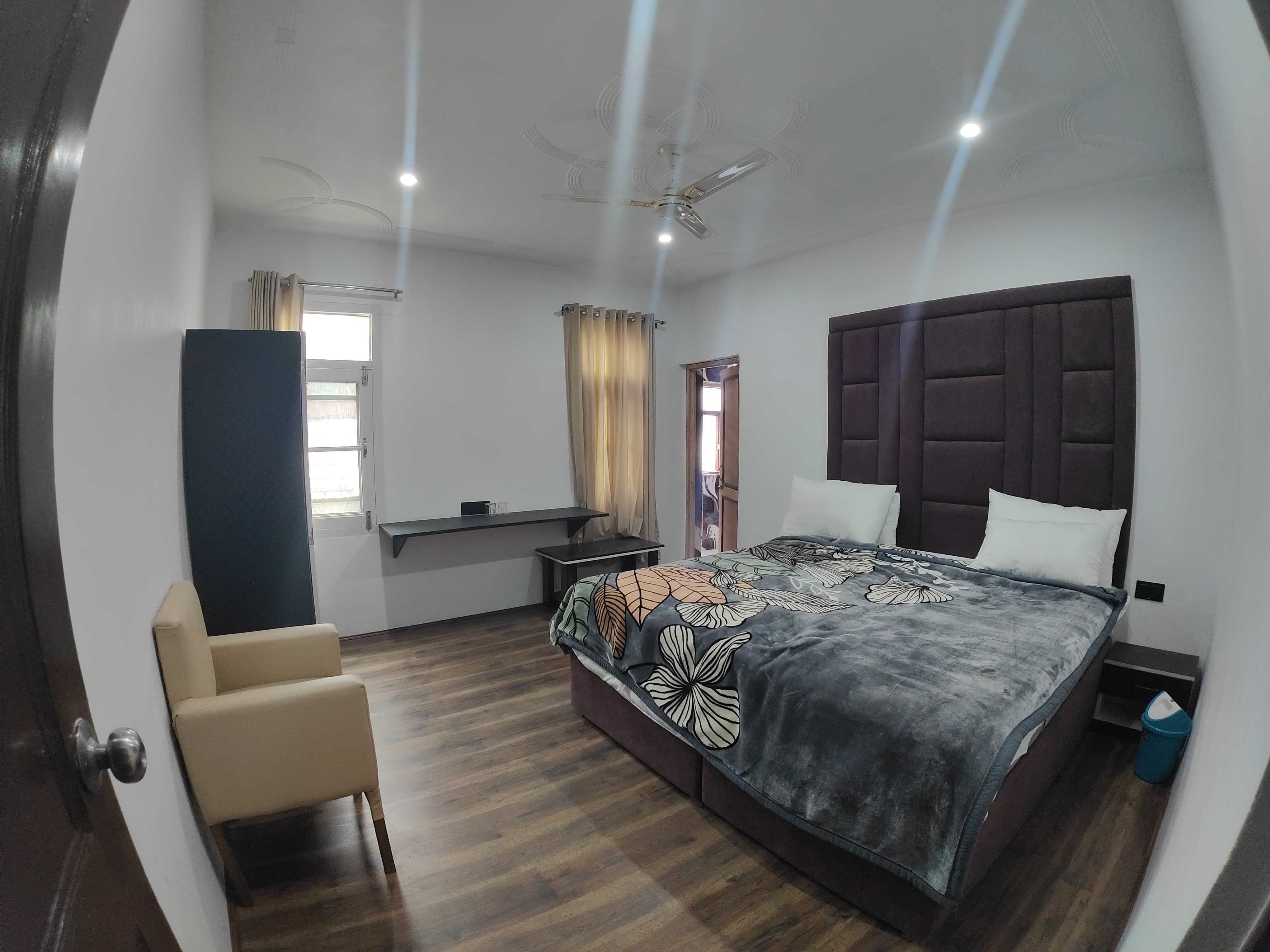 Hotel O Gilkar mansion - Tap to explore photos