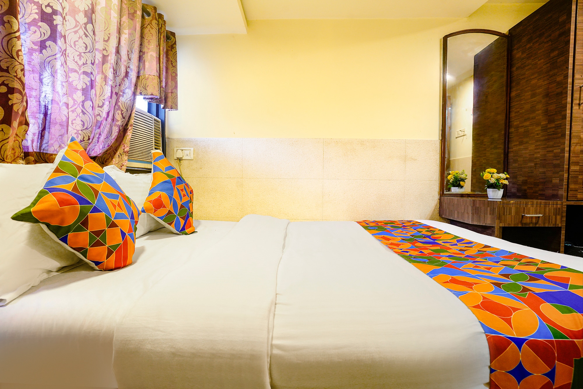 FabHotel Royal Residency Kurla - Tap to explore photos