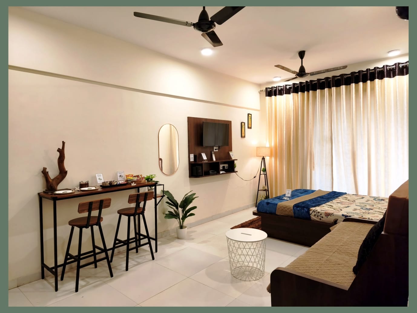 Karjat Poolside Studio | Pvt Balcony | Couples, Friends & Family | Near Mumbai - Tap to explore photos