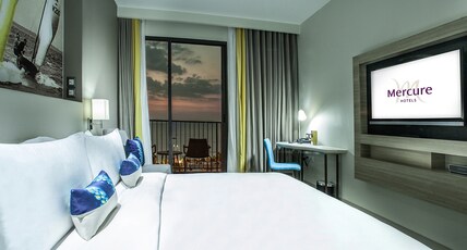 Mercure Pattaya Ocean Resort Room Type - Deluxe King Room with Ocean View