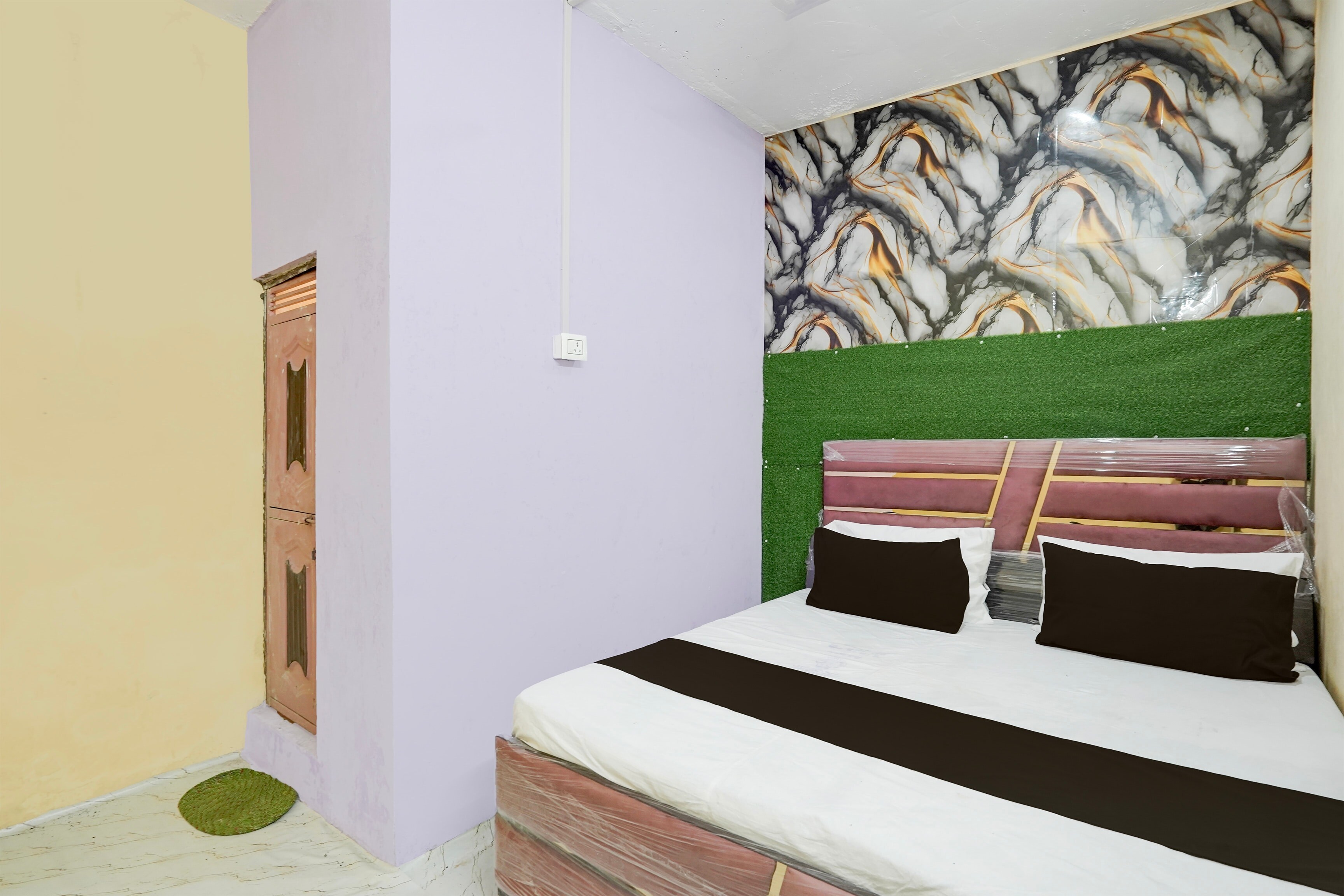 SPOT ON Hotel Bkr Rooms - Tap to explore photos