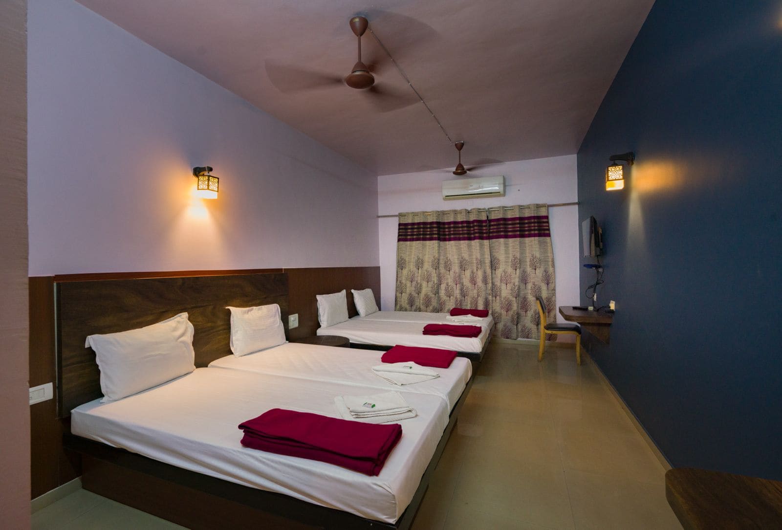 KINARA EXECUTIVE LODGE - Tap to explore photos
