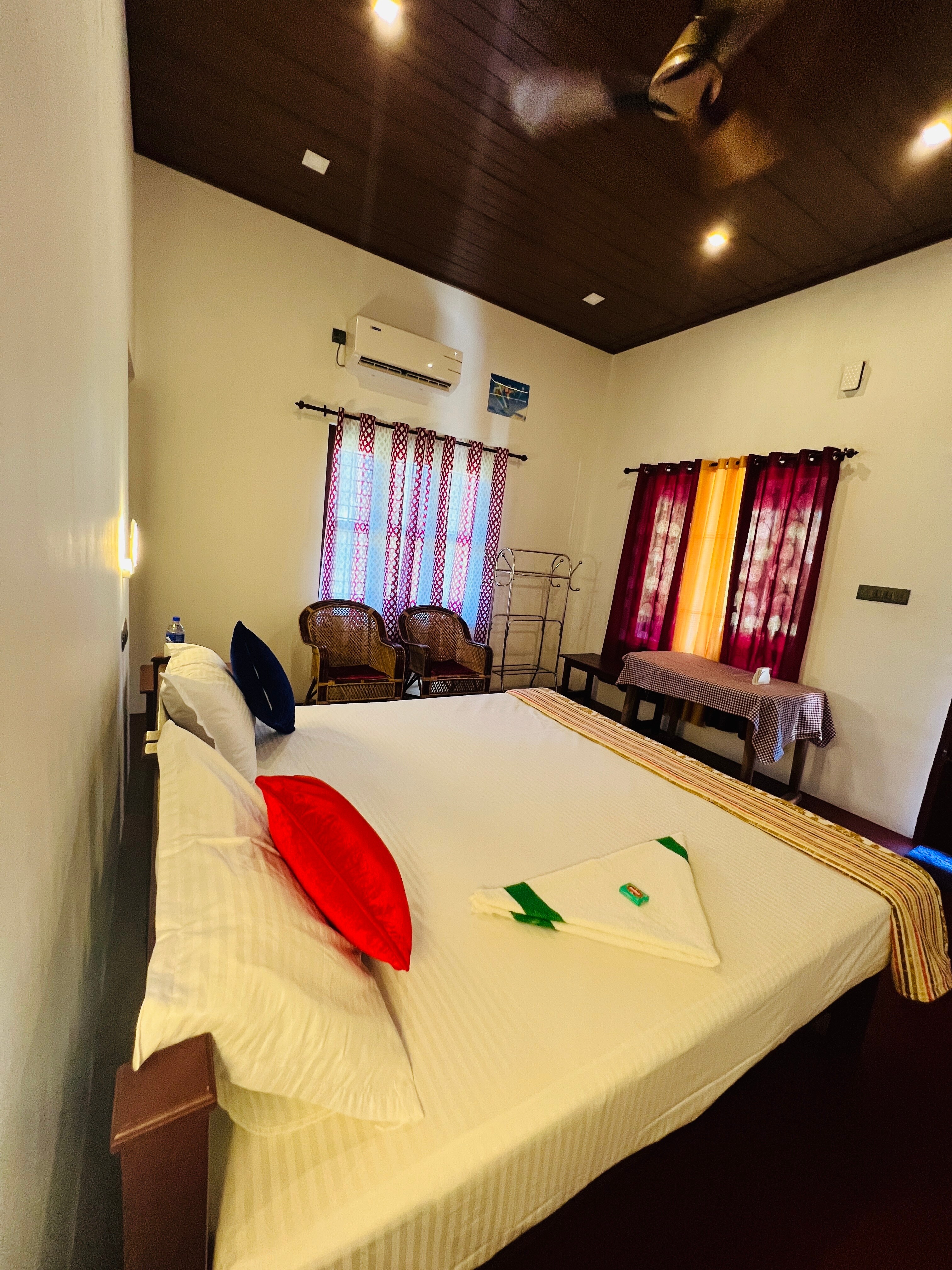 Marari Eclipse Homestays - Tap to explore photos