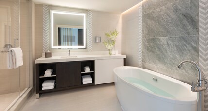 InterContinental Washington D.C. - The Wharf Room Type - 1 King Premium
