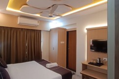 Hotel President Pride