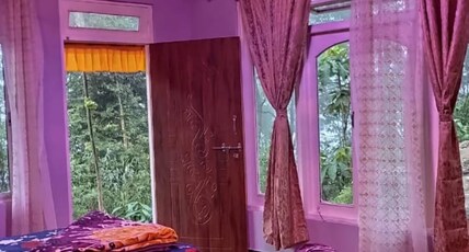 Tinchuley Dumzon Homestay By StayApart Room Type - Quadruple Room With Balcony