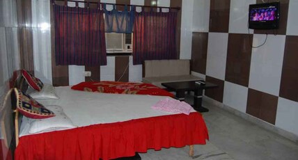 Hotel 4U (Opp. Ambala Cantt Railway Station) Room Type - A/c Standard