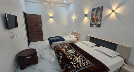 Raj Palace Hotel And Restaurant Room Type - Bedroom 1