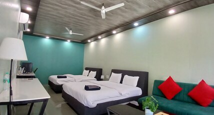 NATURES COVE RESORT Room Type - Natures Cove Group Escape