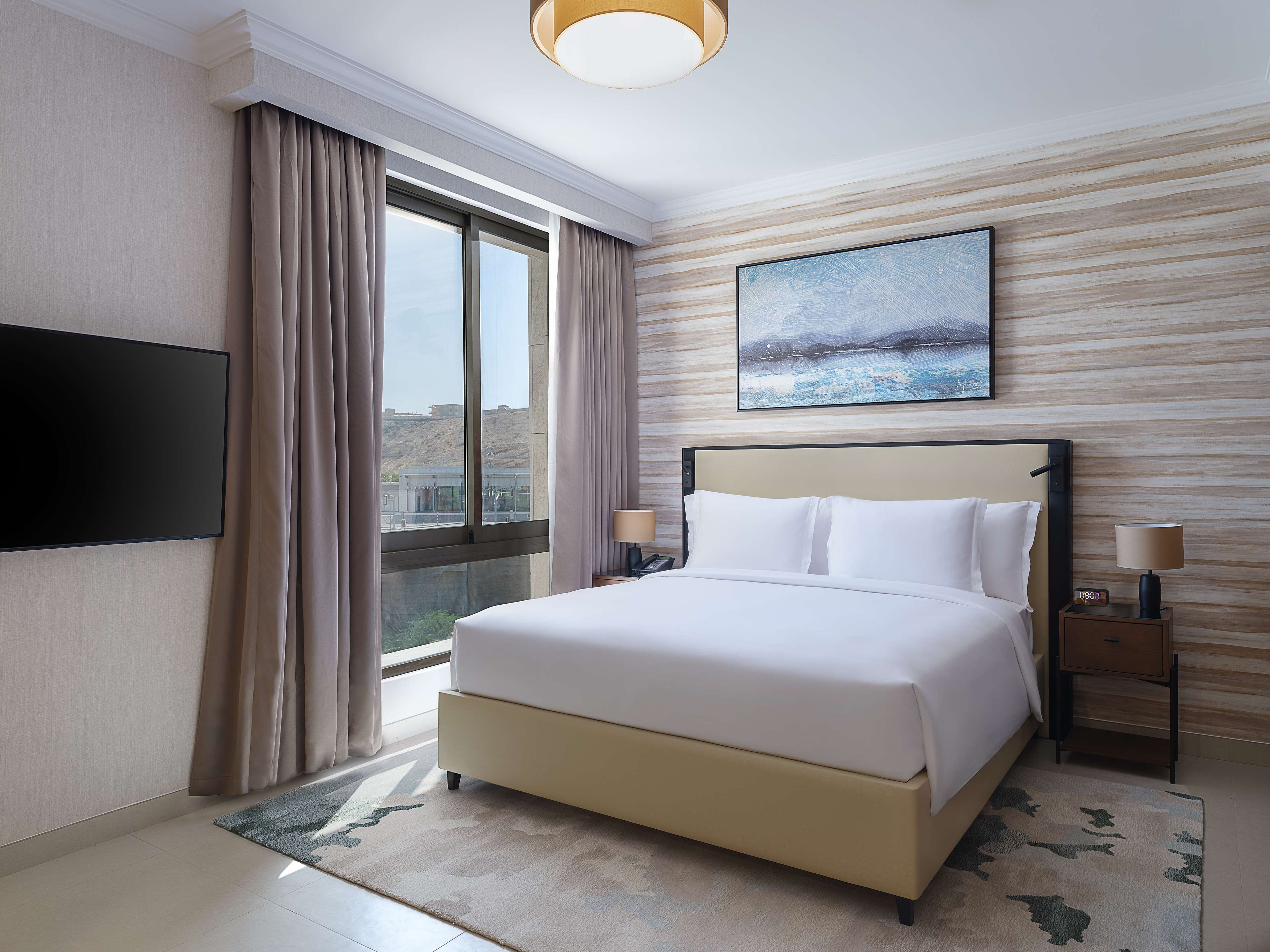 DoubleTree by Hilton Muscat Qurum - Tap to explore photos