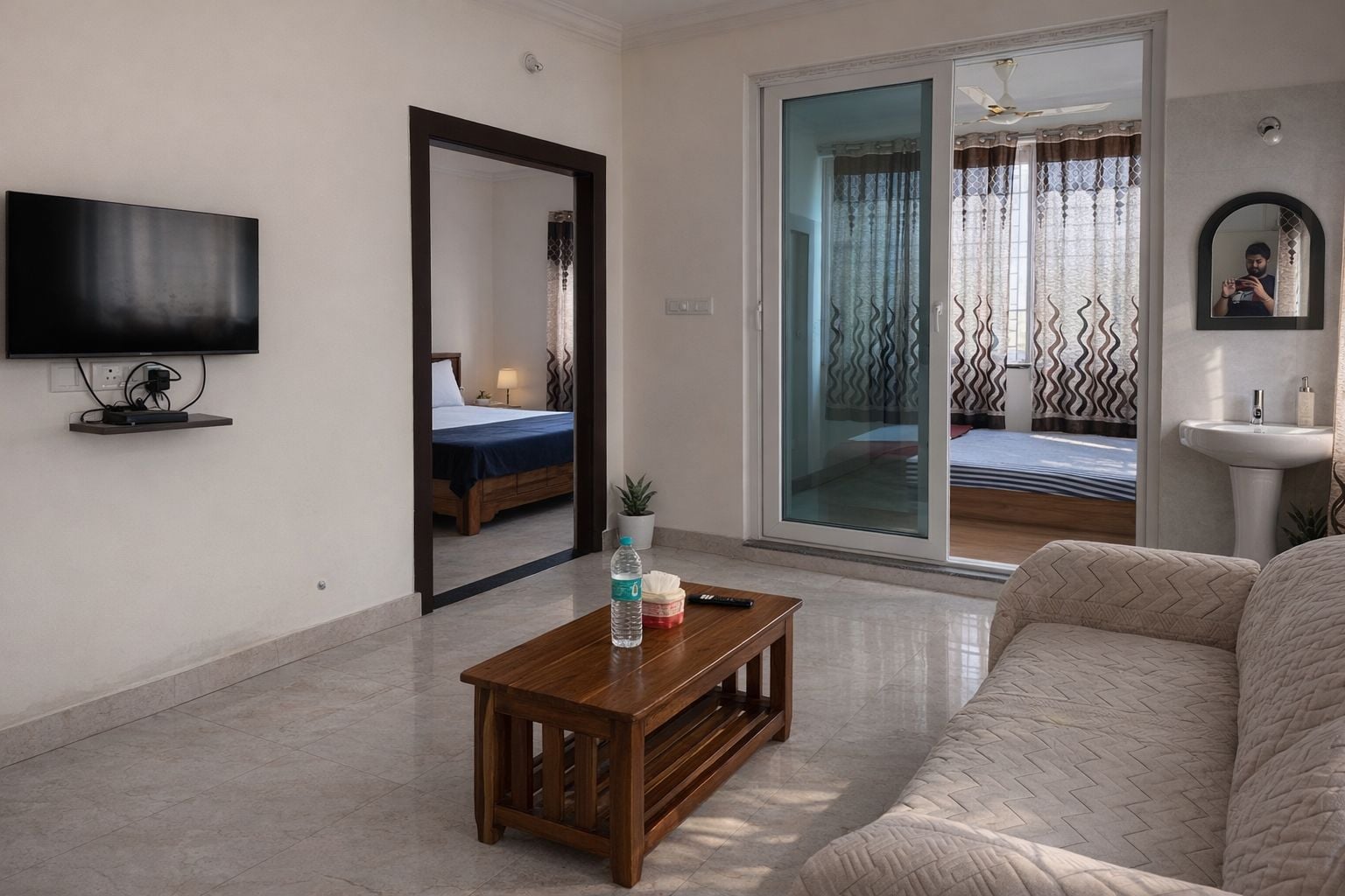 Vensa Homestay | Entire 1BHK Apartments On The Grand Road - Tap to explore photos