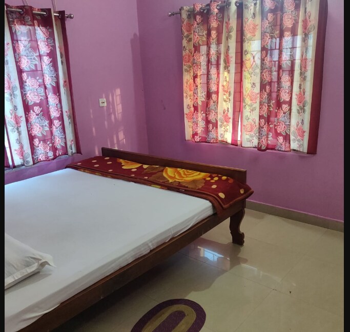 Rajdeep Guest House - Tap to explore photos