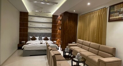 Maheshwari Jalsa Room Type - SUITE ROOM