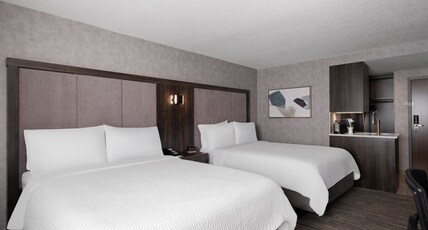 Holiday Inn CALGARY-AIRPORT Room Type - 2 Queen Standard