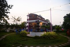 A R FARMHOUSE RESORT