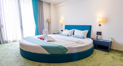 Lords SKD Resort Room Type - Emerald Suite