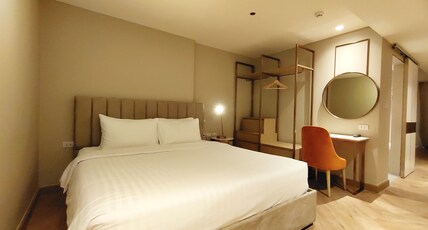 Away Bangkok Riverside Kene Room Type - Chill with Bathtub - No Windows