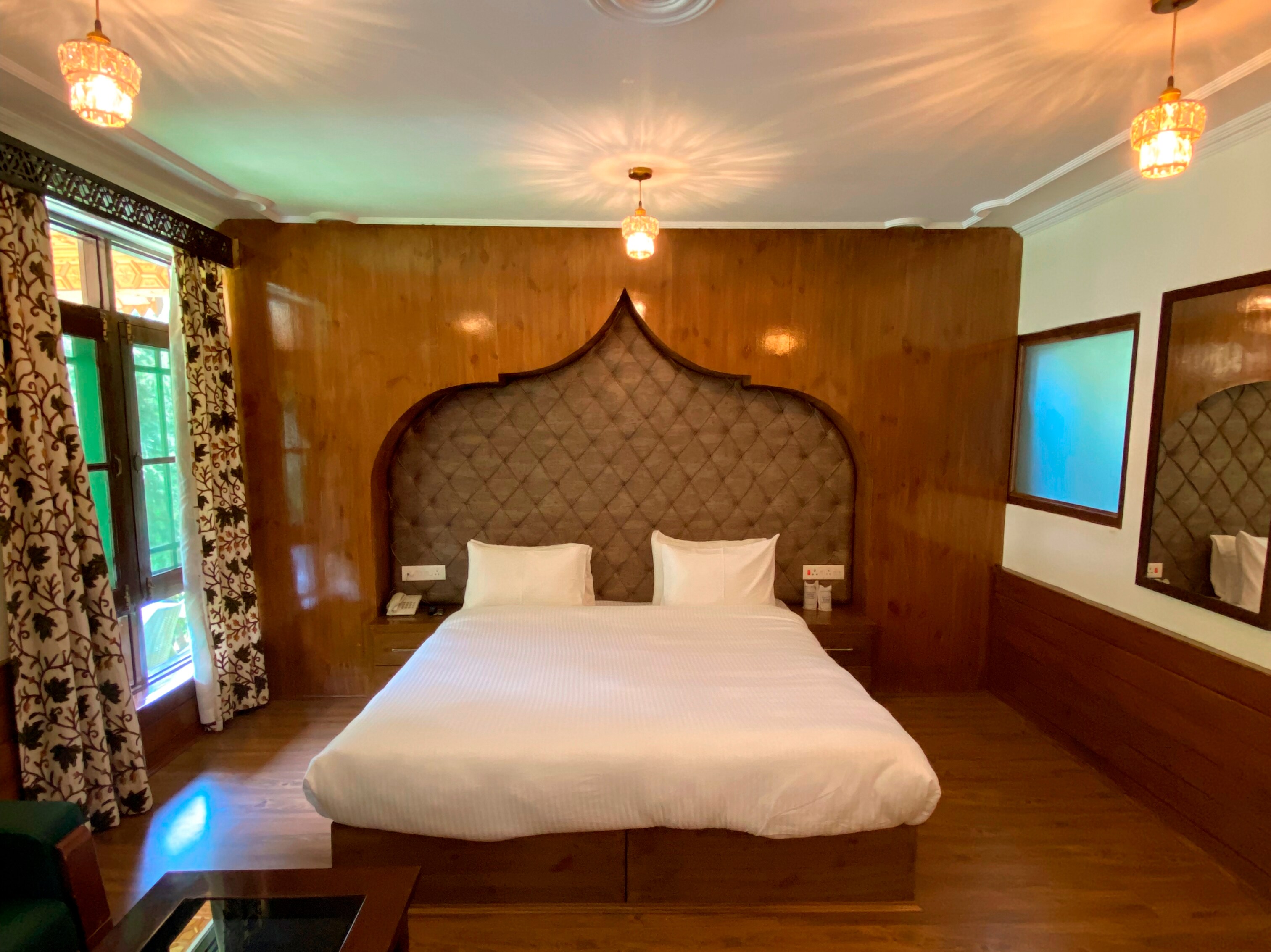 Six Seasons Pahalgam - Tap to explore photos