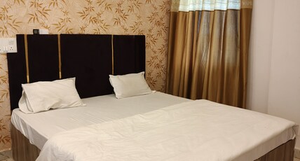 Hotel Omkar Madhuram Room Type - Double Bed Room With Ac