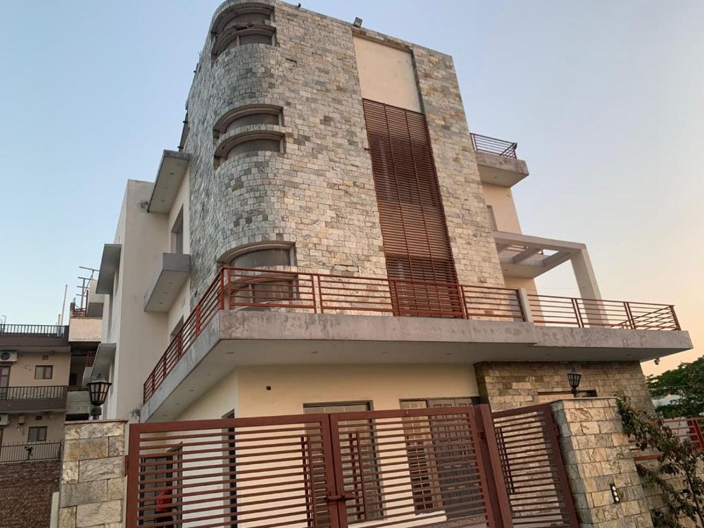 IT City Comfort Stay - Mohali - Tap to explore photos