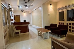 Address of Hotel Picnic