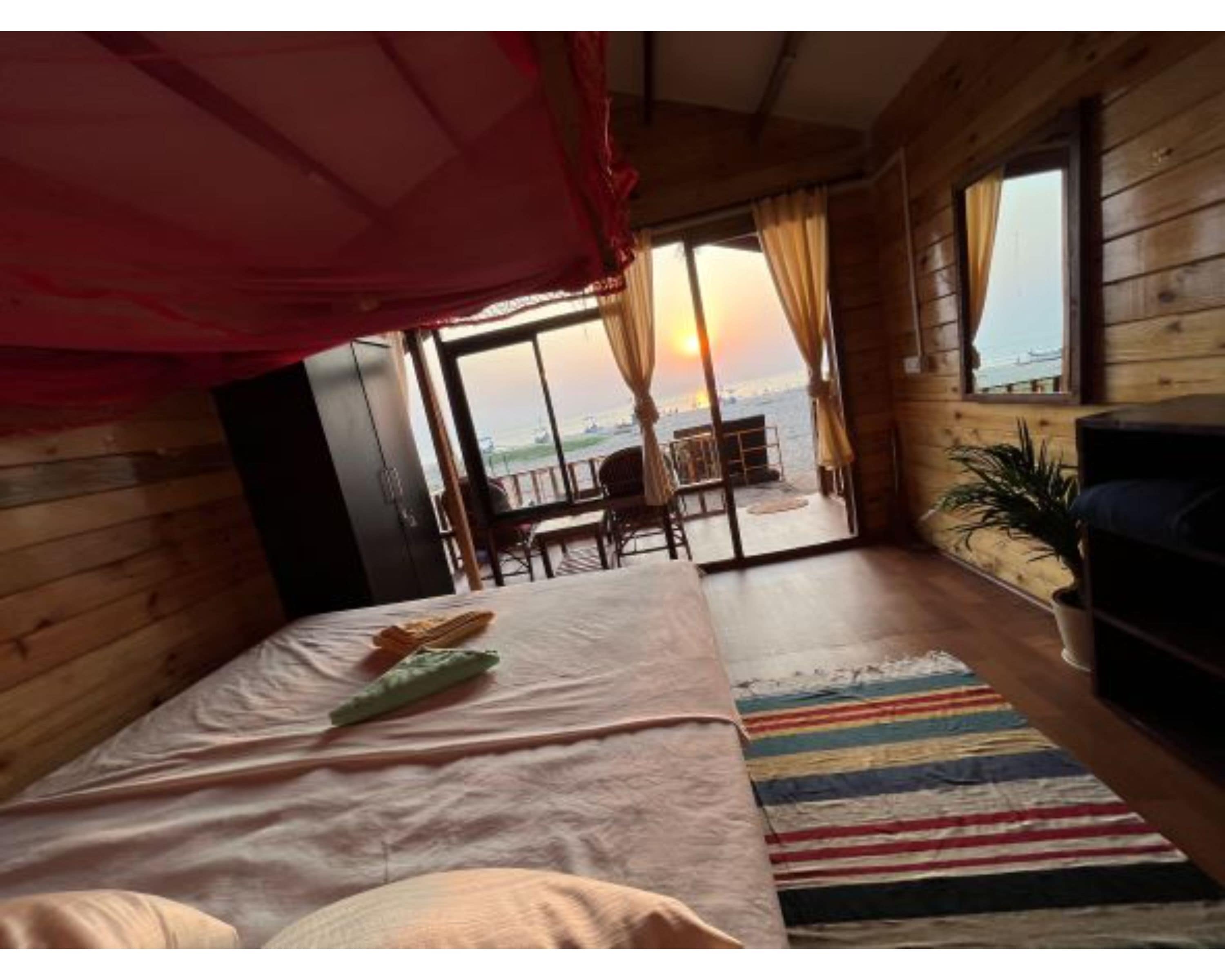 SONHO DO MAR - Tap to explore photos