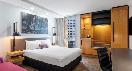 Mercure Brisbane King George Square Room Type - Superior Room 1 Queen Bed